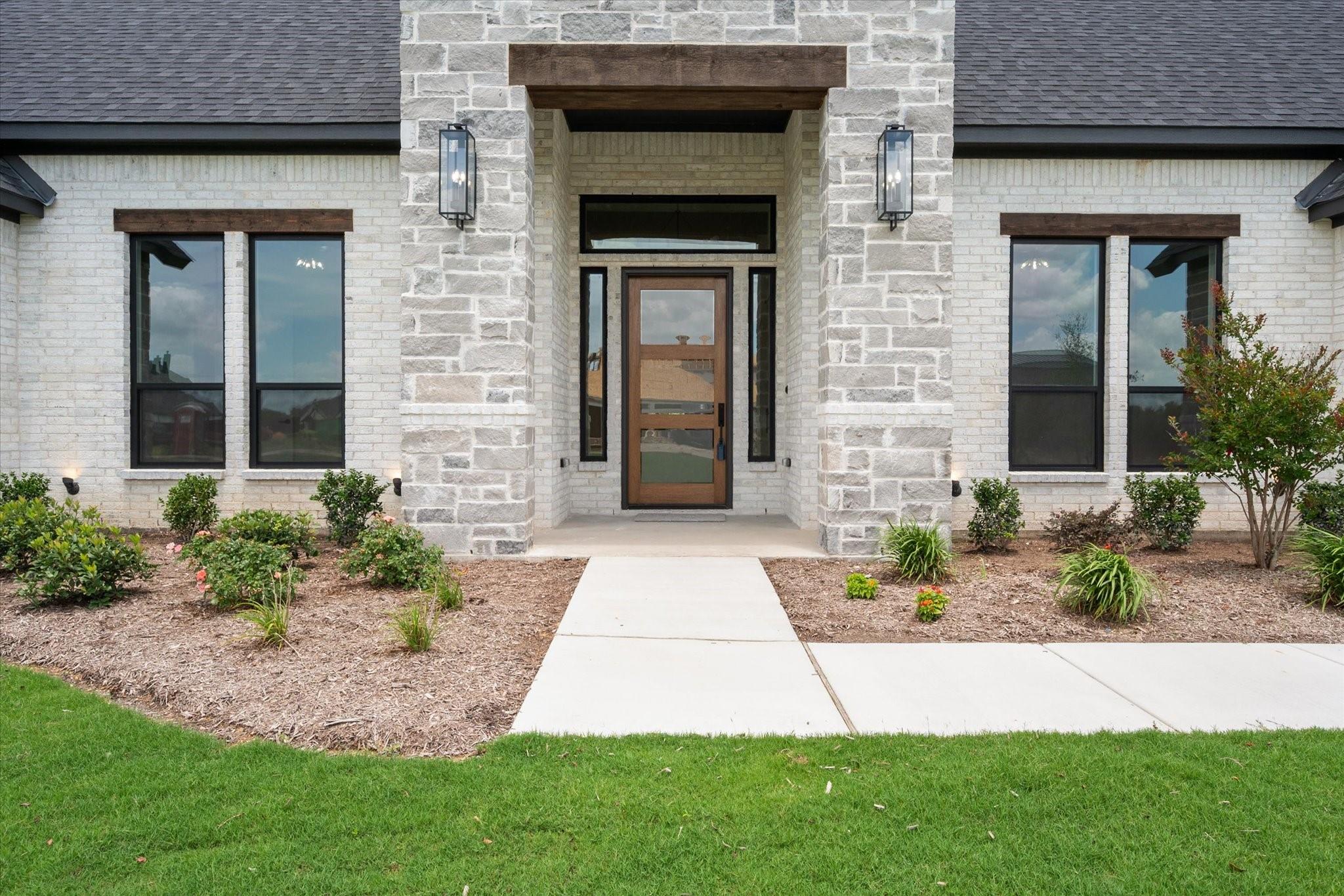 6610 Waggoner Way - Front 3