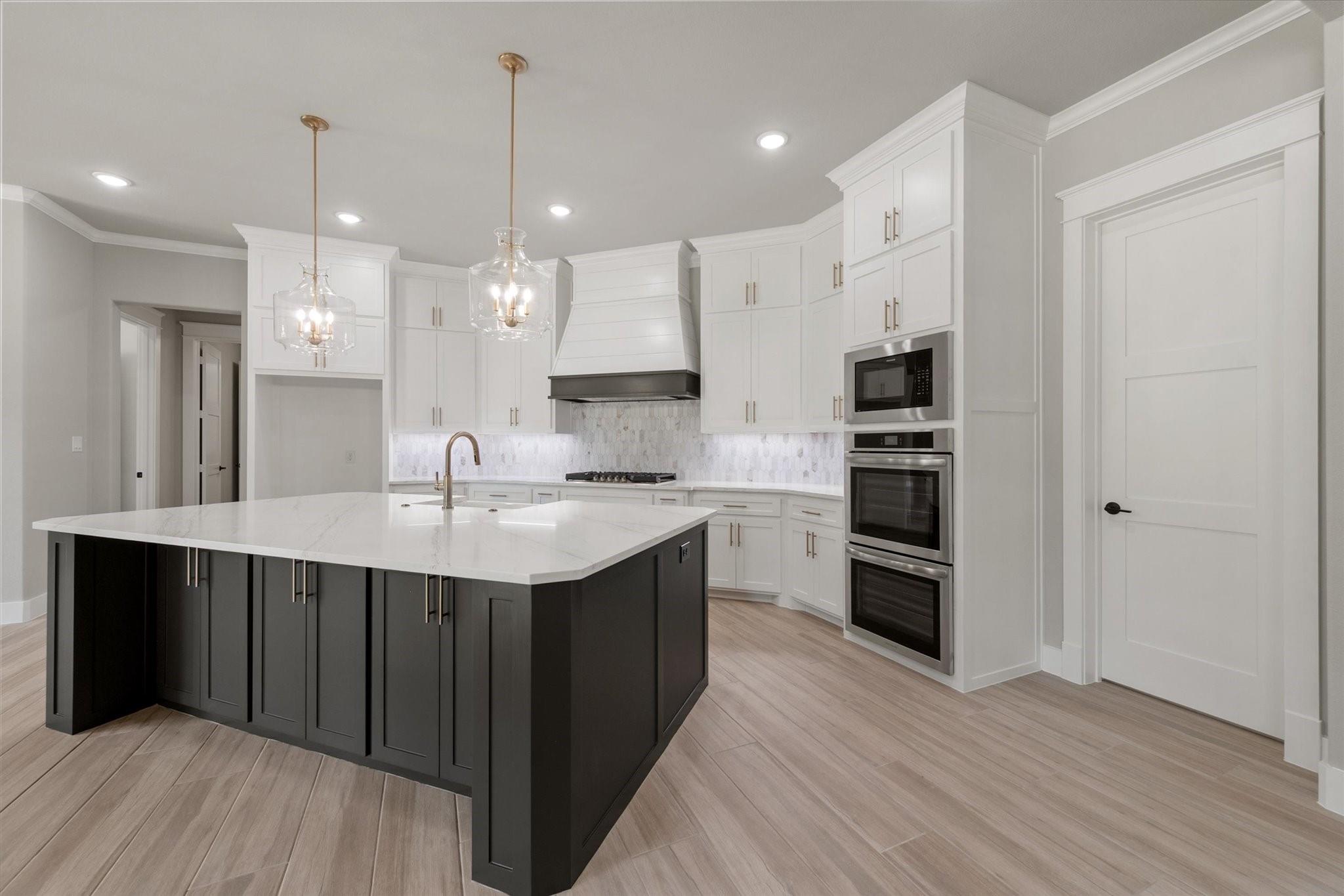 6610 Waggoner Way - Kitchen 5