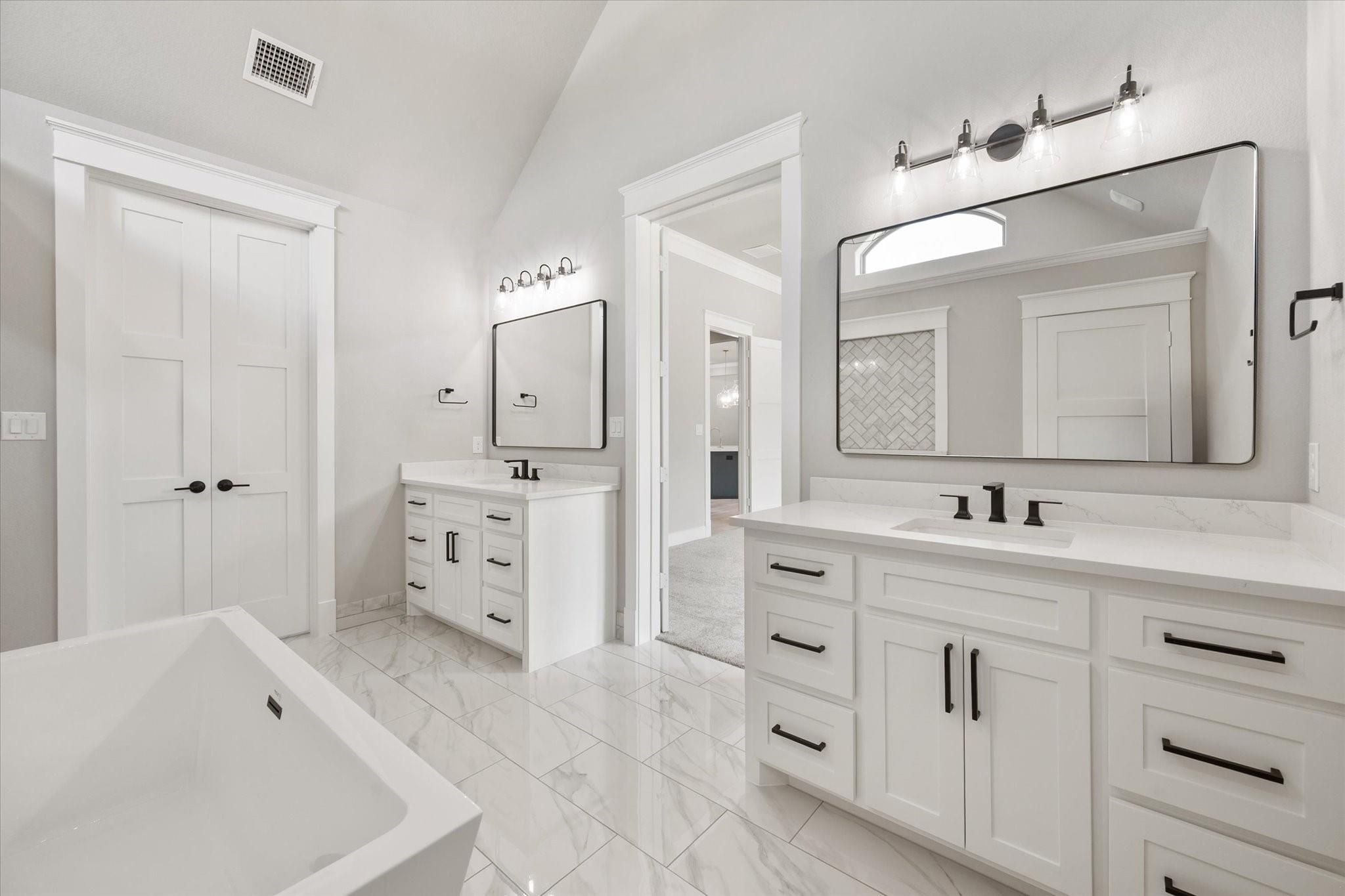 6610 Waggoner Way - Master Bath 2